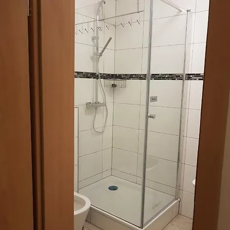 Modernes 1 Und 2 In Mitte