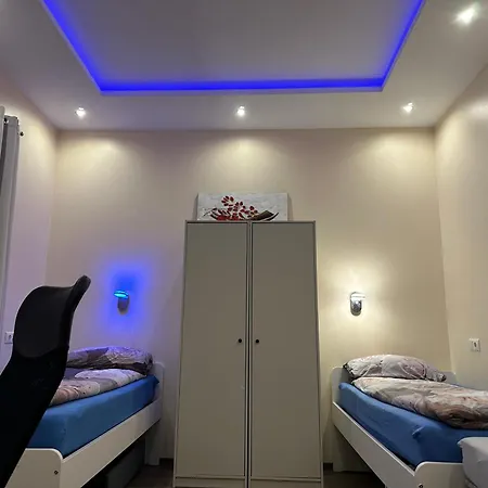 Modernes 1 Und 2 In Mitte