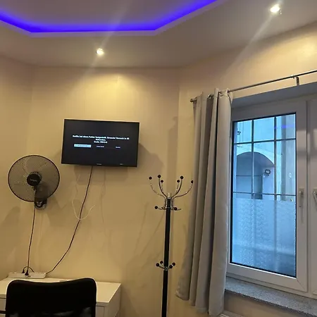 Modernes 1 Und 2 In Mitte Apartment