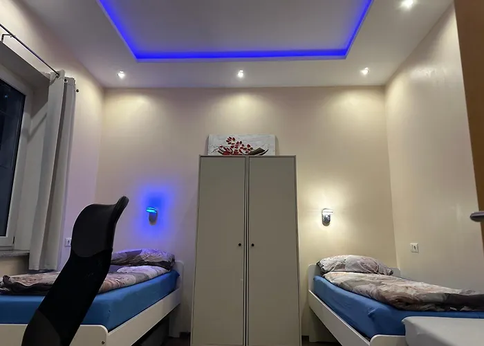 Modernes 1 Und 2 In Mitte